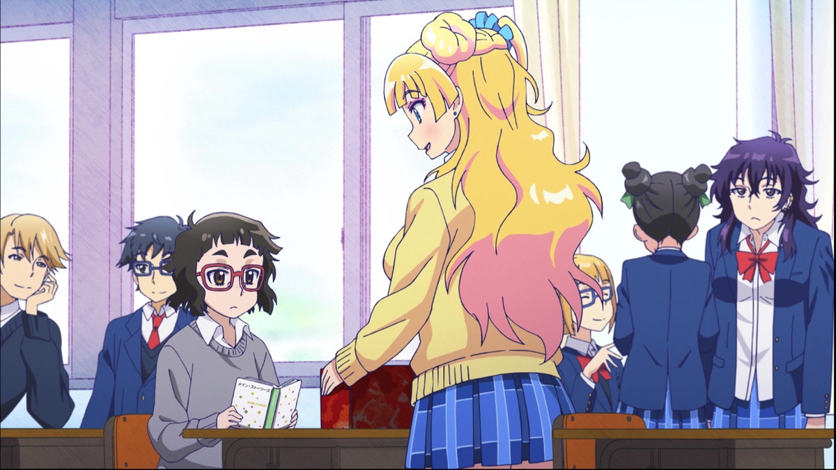 Please tell me! Galko-chan Is It True You're a Gyaru? - Watch on Crunchyroll