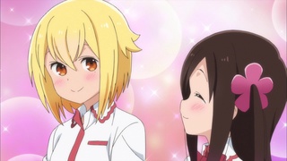 Hitoribocchi no Marumaruseikatsu O verão vem em 5-7-5 - Assista na  Crunchyroll